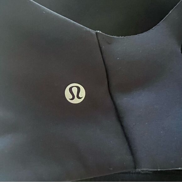 Lululemon Air Support Navy Blue Sports Bra - Picture 7 of 10